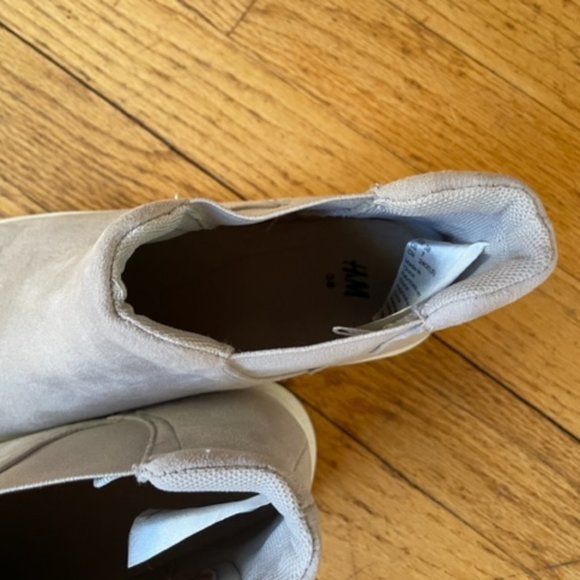 H&M suede slip on sneakers - Picture 3 of 5